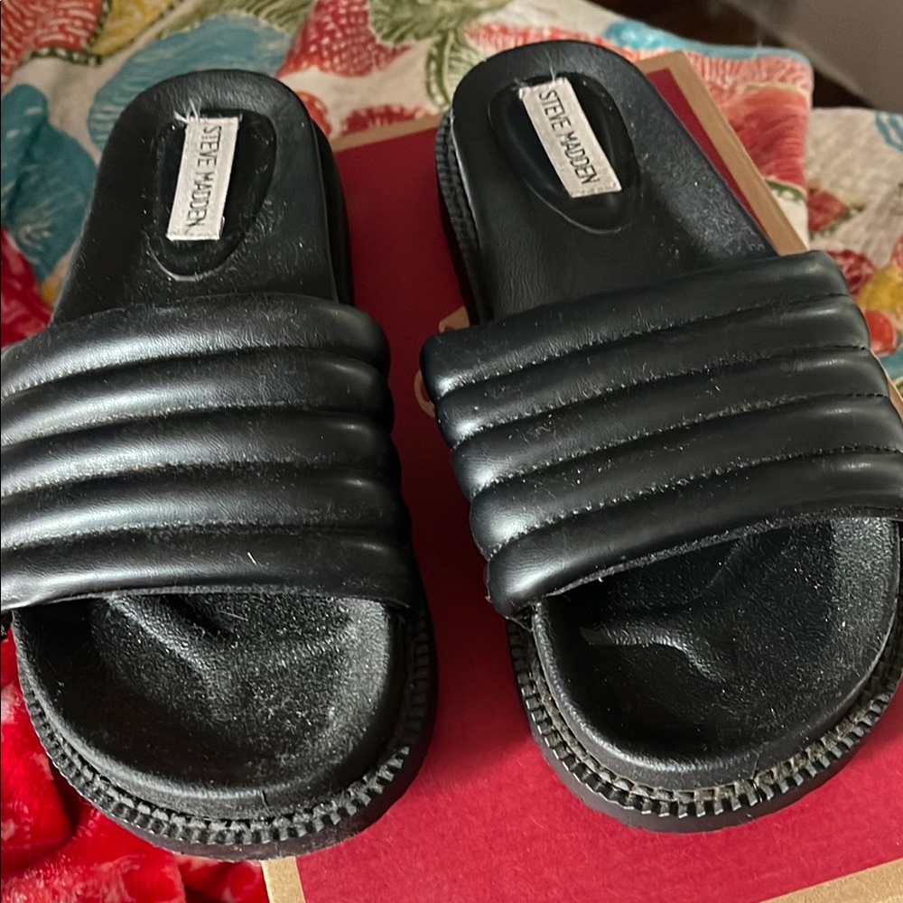 Steve Madden Black Slide Sandals